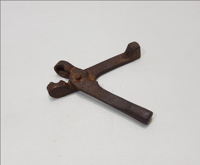 OSMANLI DÖNEMİ MİNİ KURŞUN KALIBI 