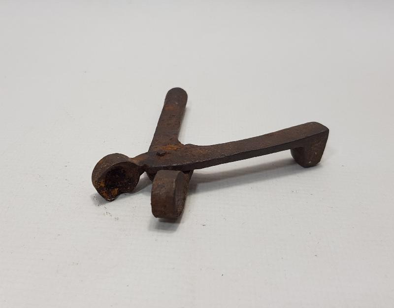 OSMANLI DÖNEMİ MİNİ KURŞUN KALIBI 