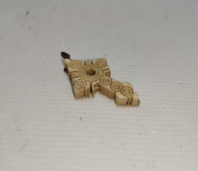 OSMANLI DÖNEMİ RUM İŞİ FİL DİŞİ HAÇ KOLYE