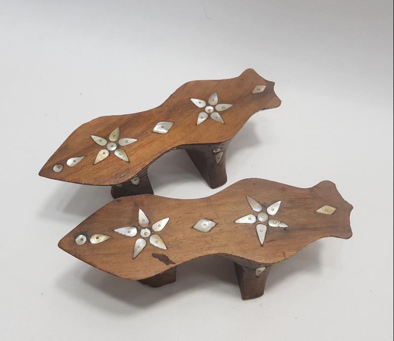 OSMANLI DÖNEMİ SEDEF İŞLEMELİ AHŞAP TAKUNYA