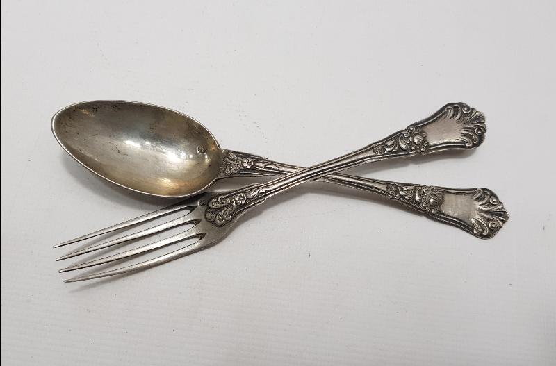 OSMANLI TUĞRALI SAH DAMGALI VE ÇEŞNİLİ GÜMÜŞ ÇATAL KAŞIK