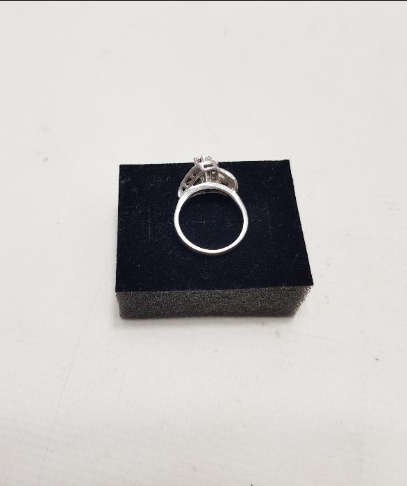 YAKUT TAŞLI PIRLANTA YÜZÜK