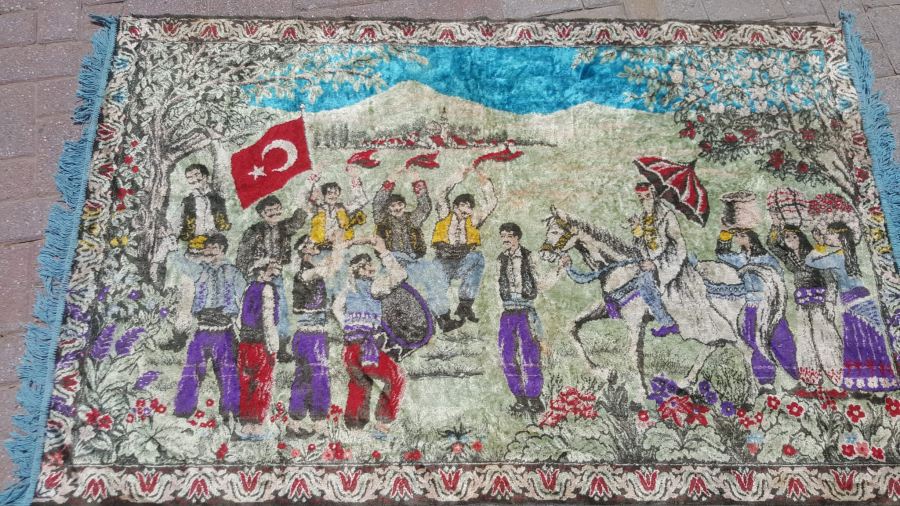 DÜĞÜN ALAYI DUVAR HALISI - ÇOK NADİR