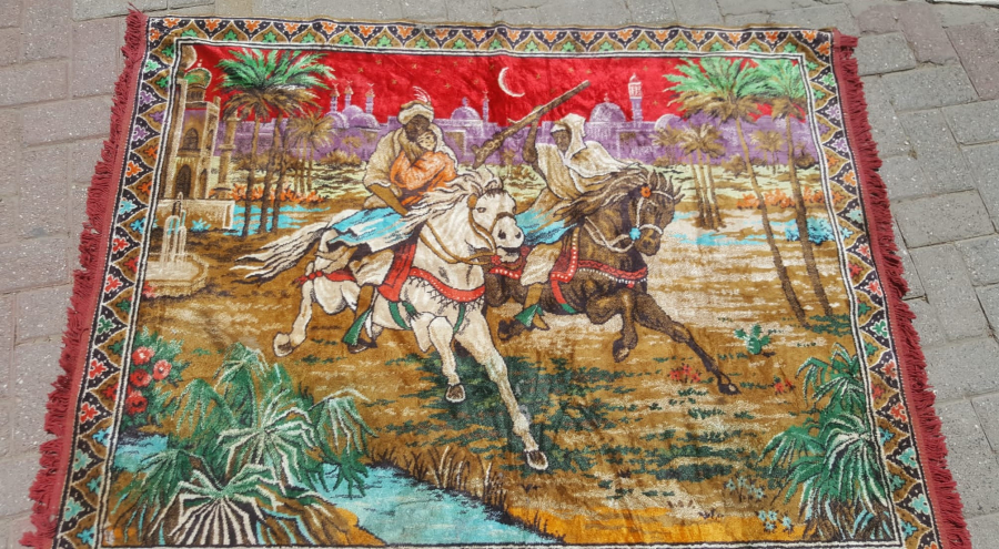 KAHVECİ GÜZELİ DUVAR HALISI