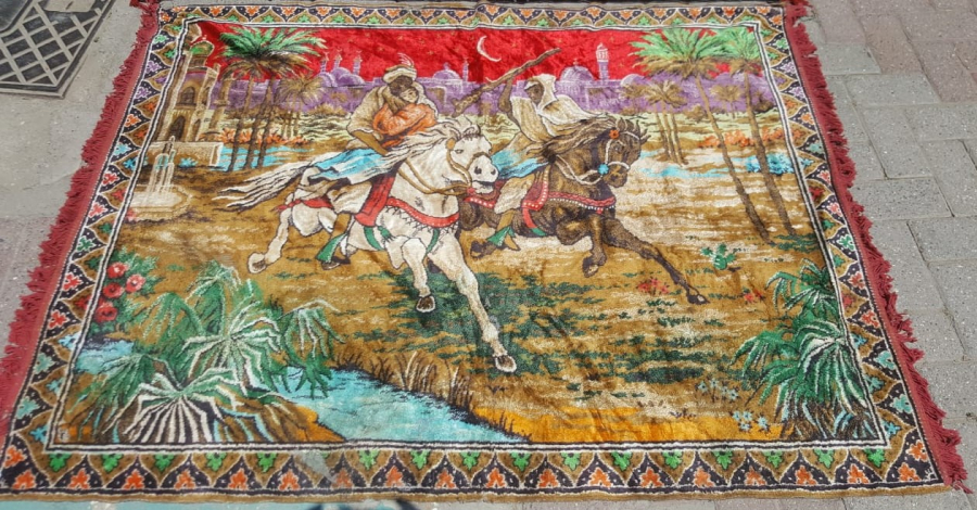 SARAYDAN KIZ KAÇIRMA KONULU DUVAR HALISI