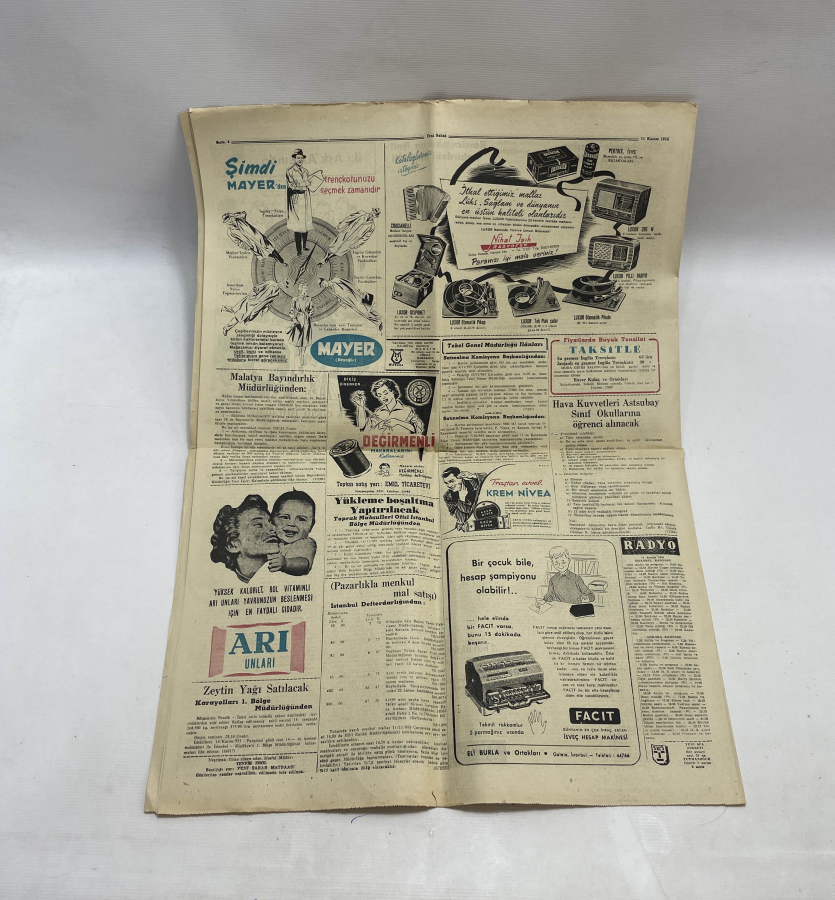 11 KASIM 1953 YENİ SABAH GAZETESİ: ATATÜRK EBEDİ İSTİRATGAHINA TEVDİ EDİLDİ