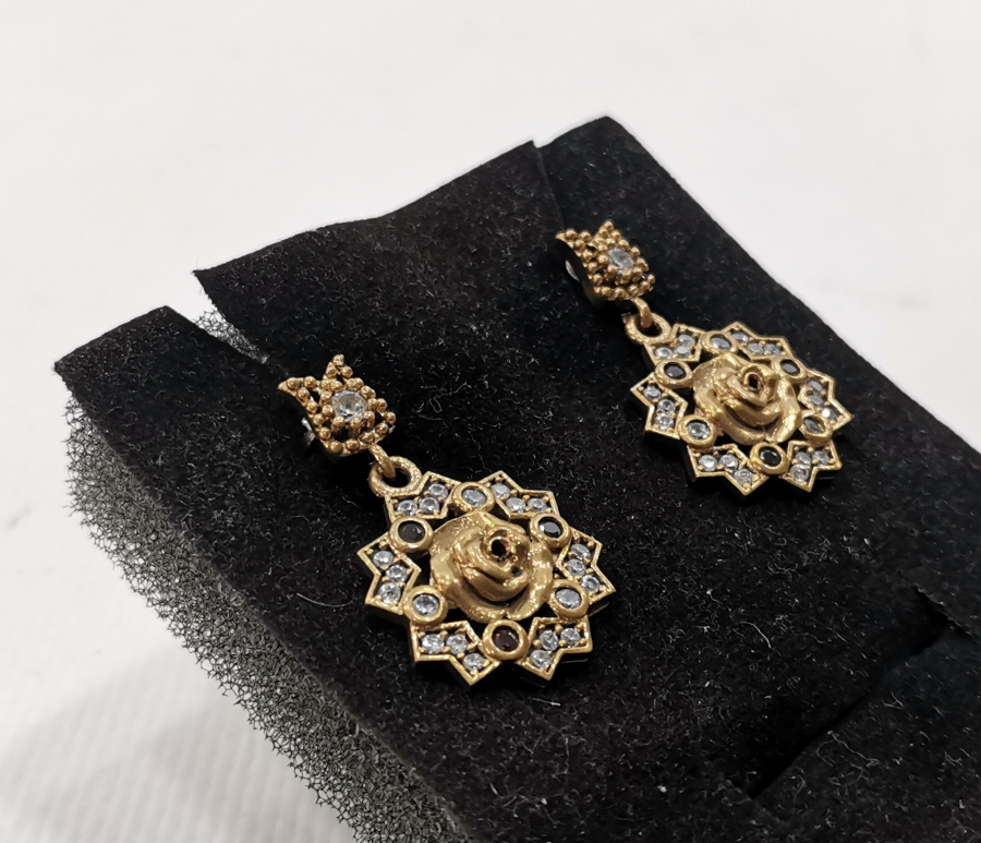 GÜMÜŞ HÜRREM KÜPESİ