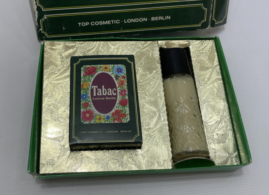 KUTUSUNDA ANTİKA SABUN VE LOSYON SETİ