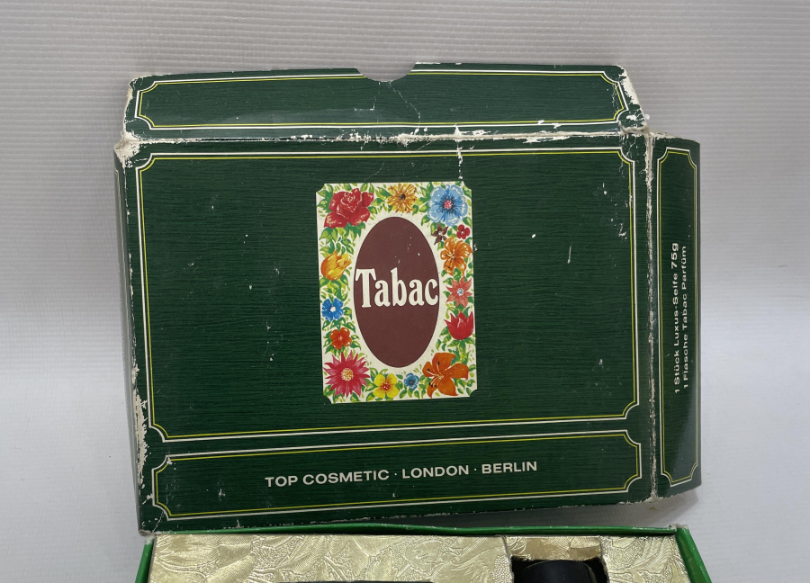 KUTUSUNDA ANTİKA SABUN VE LOSYON SETİ