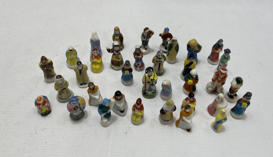 TAMAMI EL BOYAMA FRANSIZ HALK GÖRSELLİ BİBLOLAR