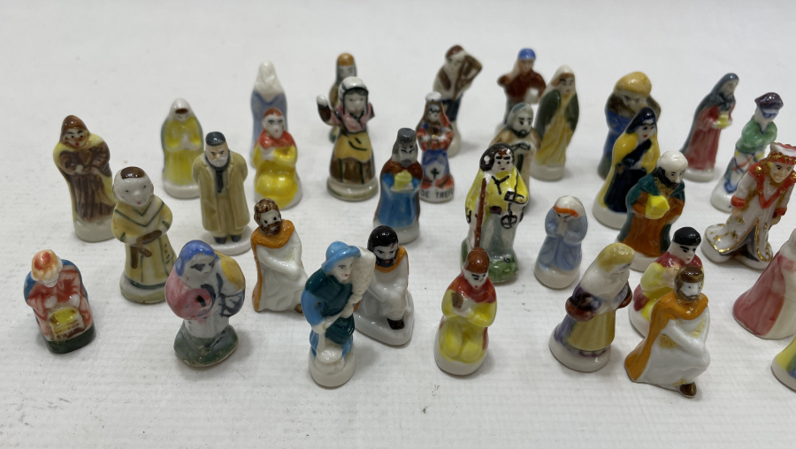 TAMAMI EL BOYAMA FRANSIZ HALK GÖRSELLİ BİBLOLAR