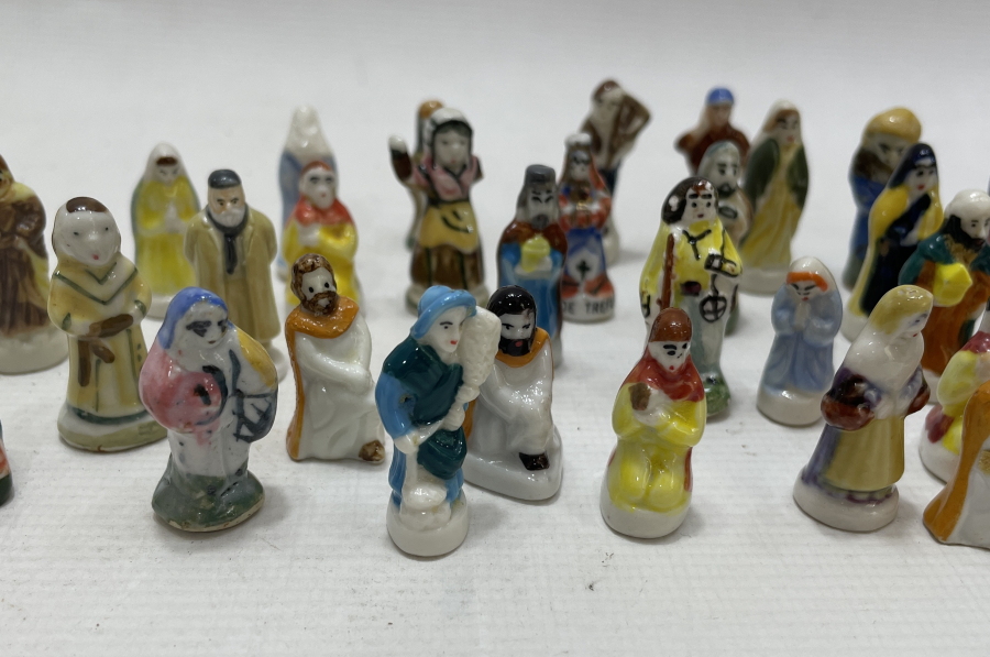 TAMAMI EL BOYAMA FRANSIZ HALK GÖRSELLİ BİBLOLAR