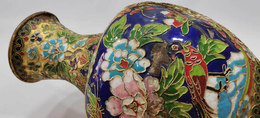 1900 BAŞLARI BÜYÜK BOY MİNELİ VAZO