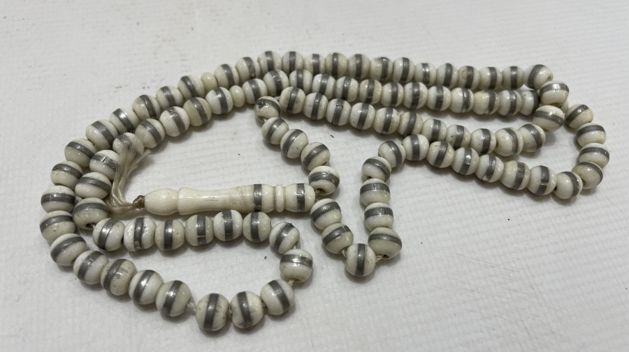 KEMİK ÜZERİ GÜMÜŞ ÇAKMA İŞÇİLİKLİ NAMAZ TESBİHİ