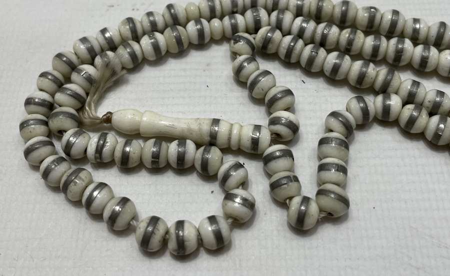 KEMİK ÜZERİ GÜMÜŞ ÇAKMA İŞÇİLİKLİ NAMAZ TESBİHİ