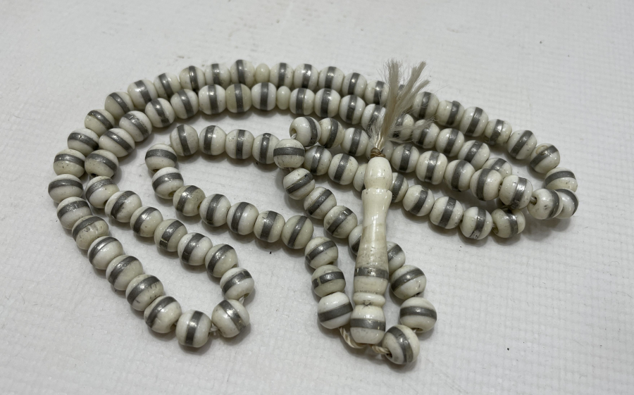 KEMİK ÜZERİ GÜMÜŞ ÇAKMA İŞÇİLİKLİ NAMAZ TESBİHİ