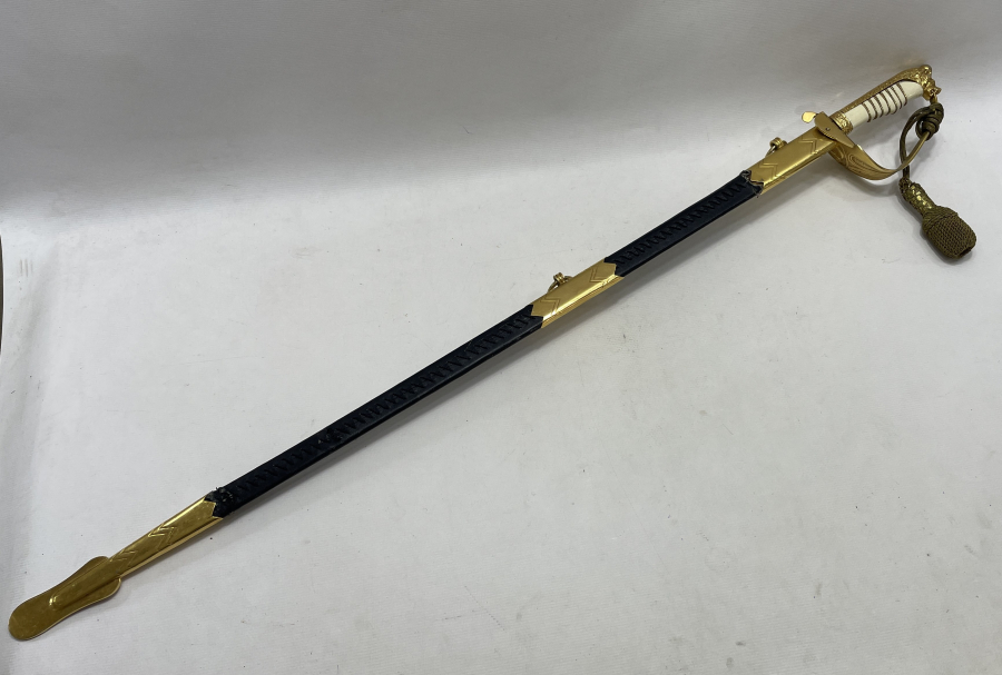 ASLAN BAŞLI ANTİKA DENİZCİ SUBAY KILICI