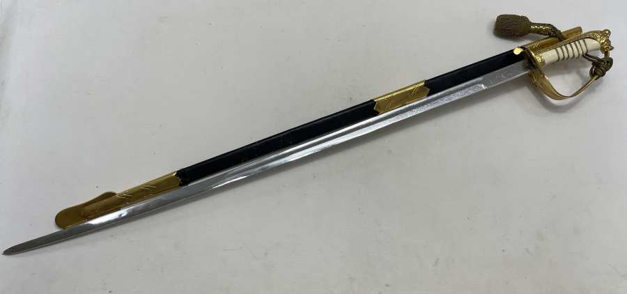 ASLAN BAŞLI ANTİKA DENİZCİ SUBAY KILICI