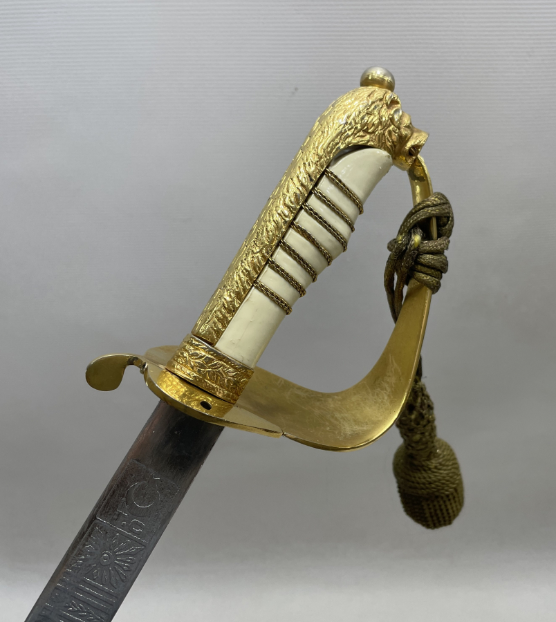 ASLAN BAŞLI ANTİKA DENİZCİ SUBAY KILICI