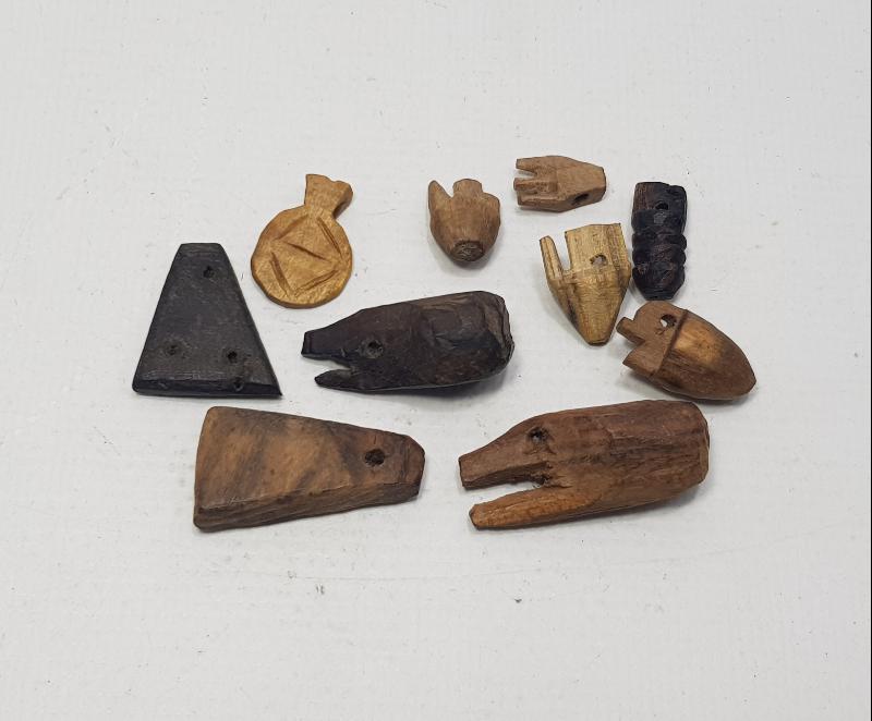 10 ADET ANTİKA AHŞAP TILSIM NAZARLIK 