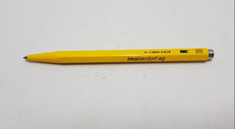 CARAN d'ACHE TÜKENMEZ KALEM 