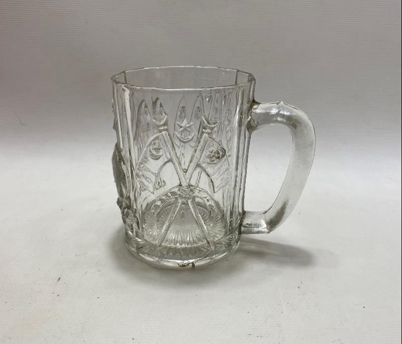 OSMANLI DÖNEMİ AY YILDIZLI BAYRAK VE ASLAN RESİMLİ LİON BİRA BARDAĞI  