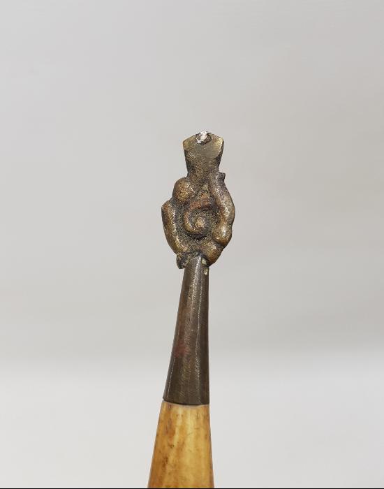 OSMANLI DÖNEMİ KEMİK SAPLI CAM ELMASI 