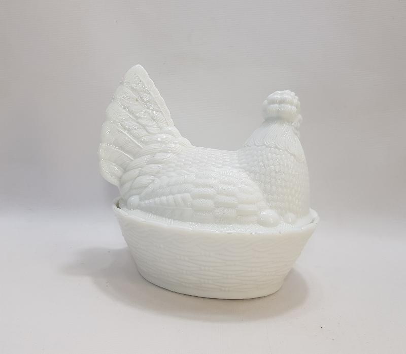 YUMURTLAYAN TAVUK TEMALI BÜYÜK BOY OPAL ŞEKERLİK 