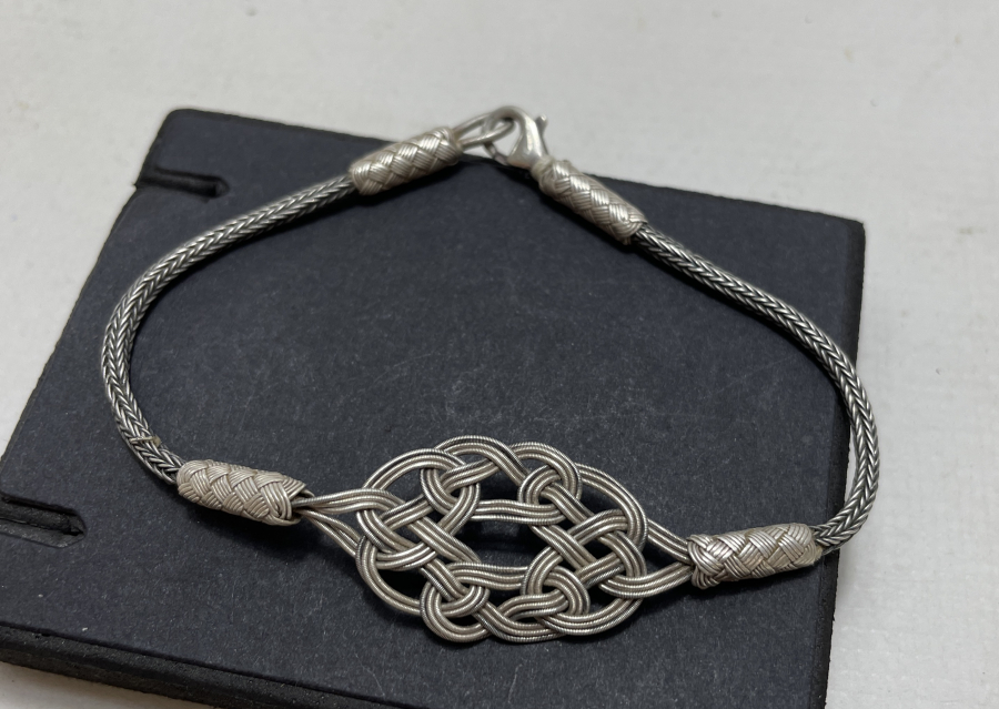 GÜMÜŞ KAZAZ BİLEKLİK