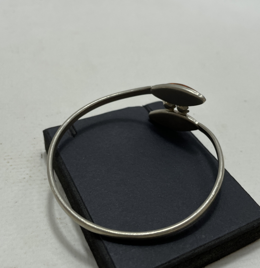 KEHRİBAR TAŞLI ANTİKA BİLEKLİK