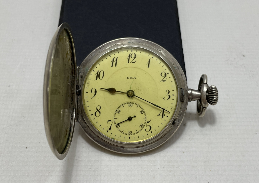 NADİR FORMDA  AVCI KASA GÜMÜŞ CEP SAATİ