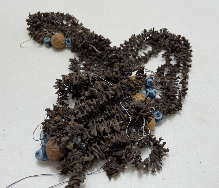 OSMANLI DÖNEMİ KARANFİLLİ GELİN NAZARLIĞI