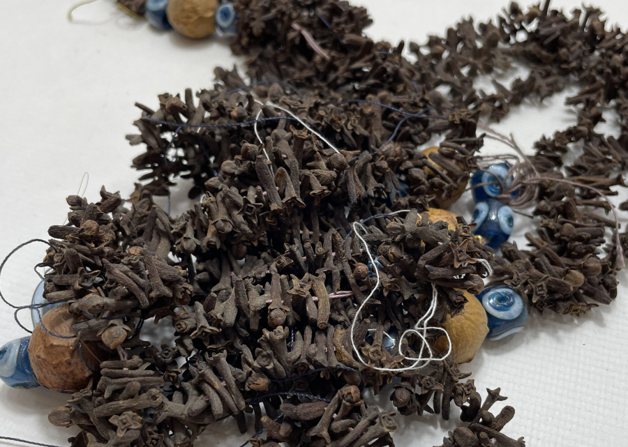 OSMANLI DÖNEMİ KARANFİLLİ GELİN NAZARLIĞI