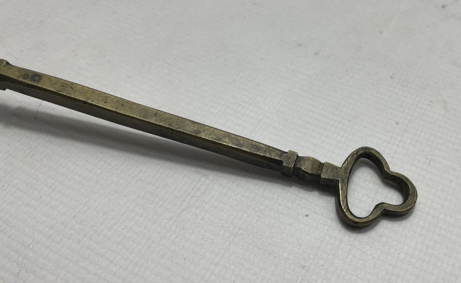 OSMANLI DÖNEMİ NADİR FORMDA HAMUR KESME ALETİ