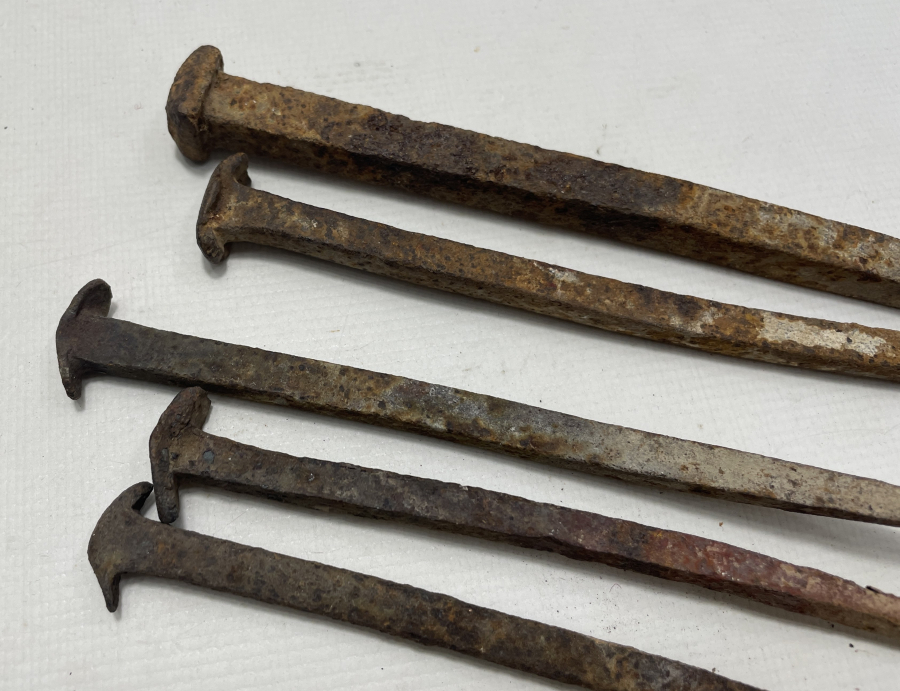 OSMANLI DÖNEMİ NADİR KONAK ÇİVİLERİ