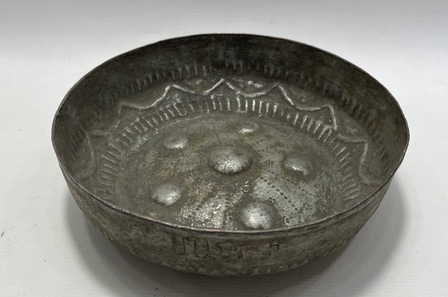 ÜZERİ ERMENİCE YAZILI OSMANLI DÖNEMİ NADİR FORMDA HAMAM TASI