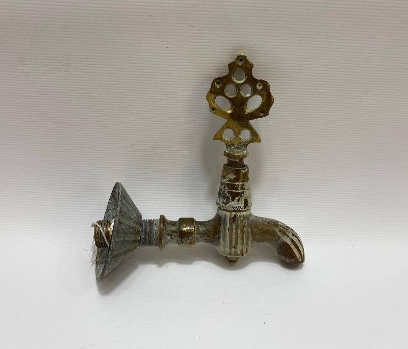 ANTİKA PİRİNÇ MUSLUK