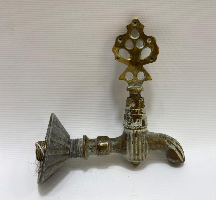 ANTİKA PİRİNÇ MUSLUK