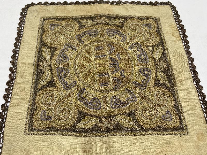 OSMANLI DÖNEMİ AYASOFYA CAMİİ RESİMLİ SUZENİ ÖRTÜ 