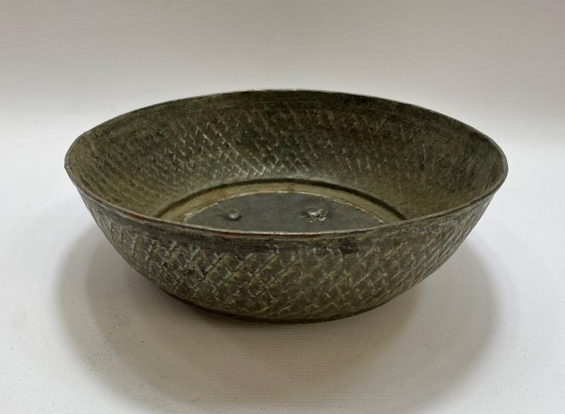 OSMANLI DÖNEMİ FARKLI FORMDA BÜYÜK BOY BAKIR KASE 