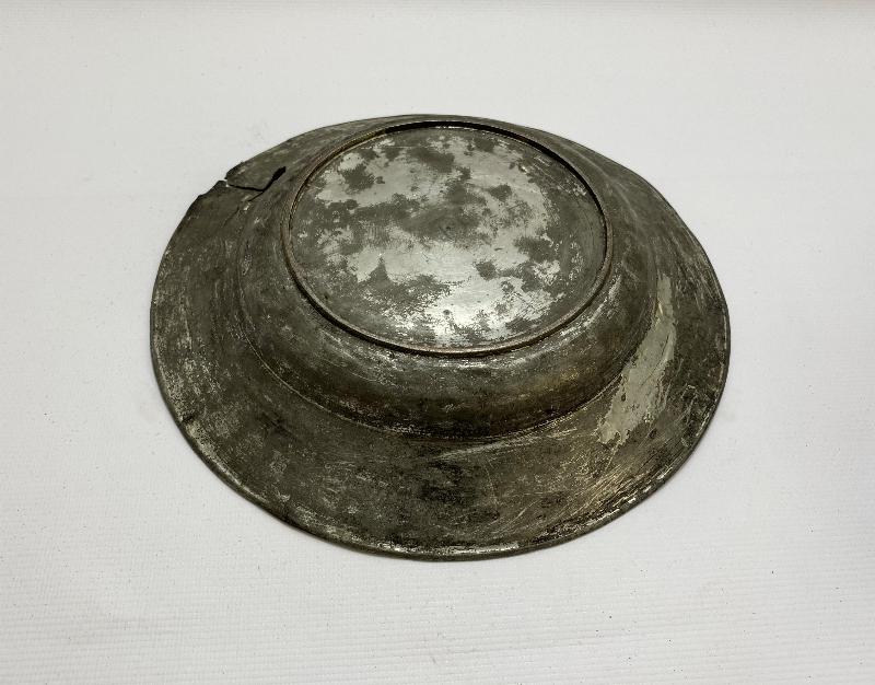 OSMANLI DÖNEMİ ÜZERİ DESENLERLE SÜSLÜ KALEM İŞÇİLİKLİ BAKIR TABAK