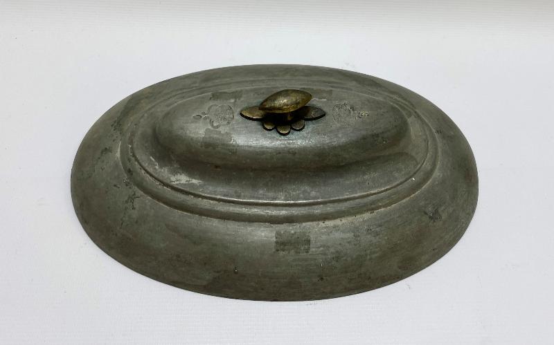 OSMANLICA VE ERMENİCE USTA DAMGALI TABAK KAPAĞI