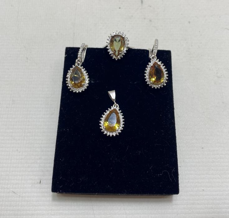 ZULTANİT TAŞLI GÜMÜŞ TAKI SETİ 