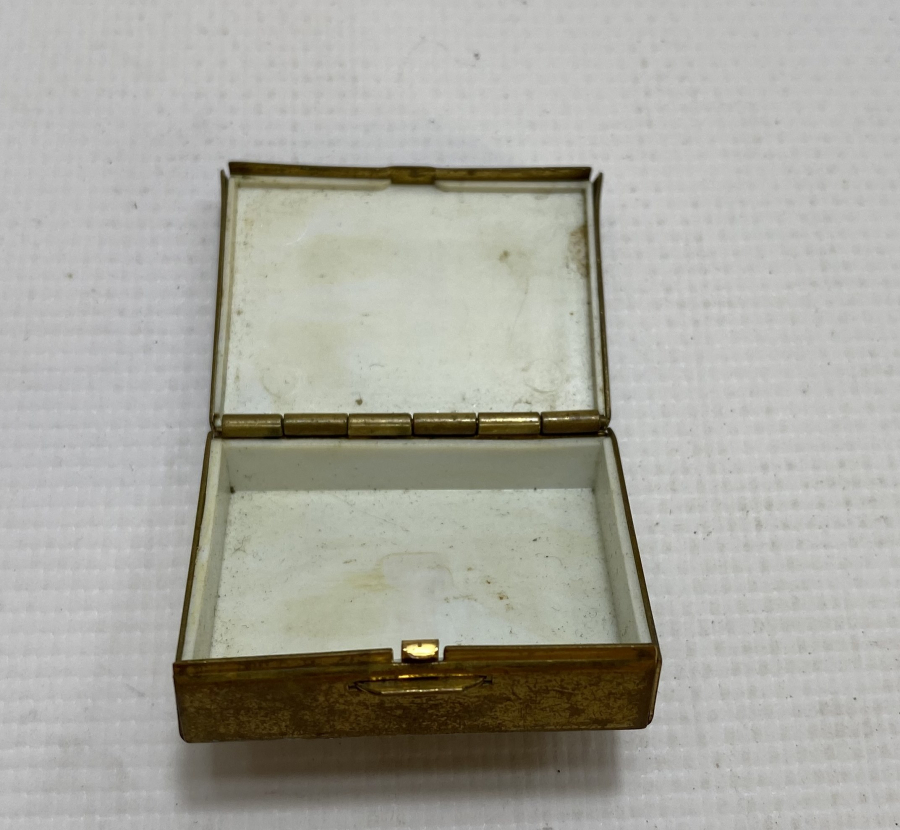 ANTİKA MİNELİ ENFİYE KUTUSU