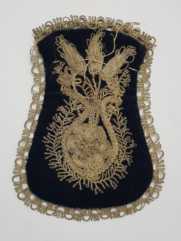 OSMANLI DÖNEMİ SIRMA İŞÇİLİKLİ KADİFE GELİN KESESİ