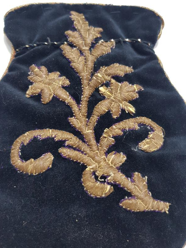 OSMANLI DÖNEMİ SIRMA İŞÇİLİKLİ PARA KESESİ 