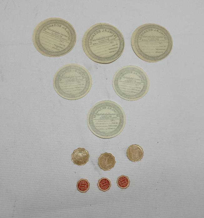 İSTANBUL İSTİKLAL ECZANESİ KUTU ETİKETLERİ VE VİNYET LOTU