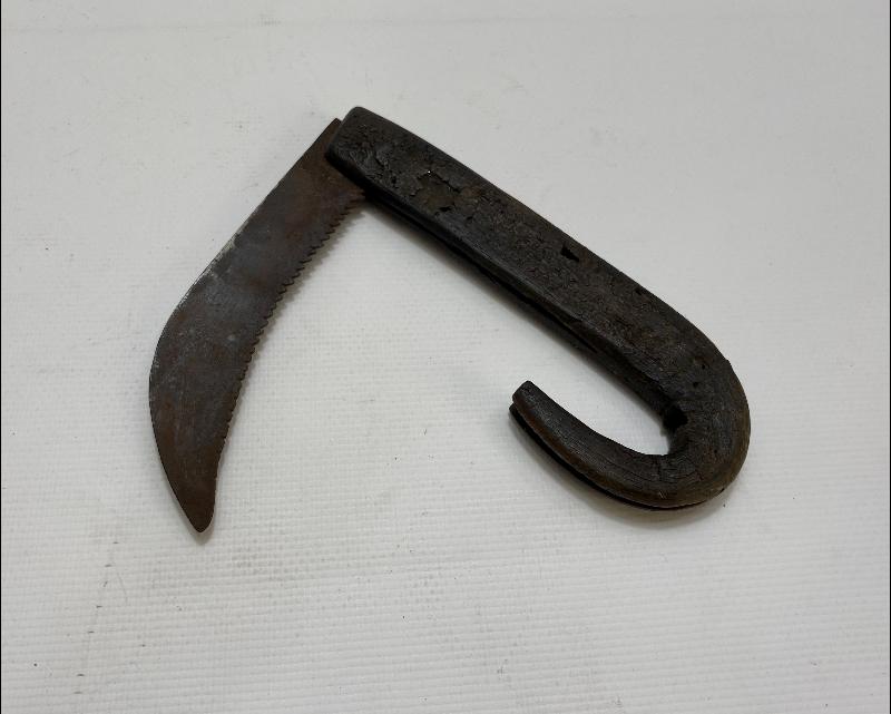 OSMANLI DÖNEMİ FARKLI FORMDA BAĞ BIÇAĞI