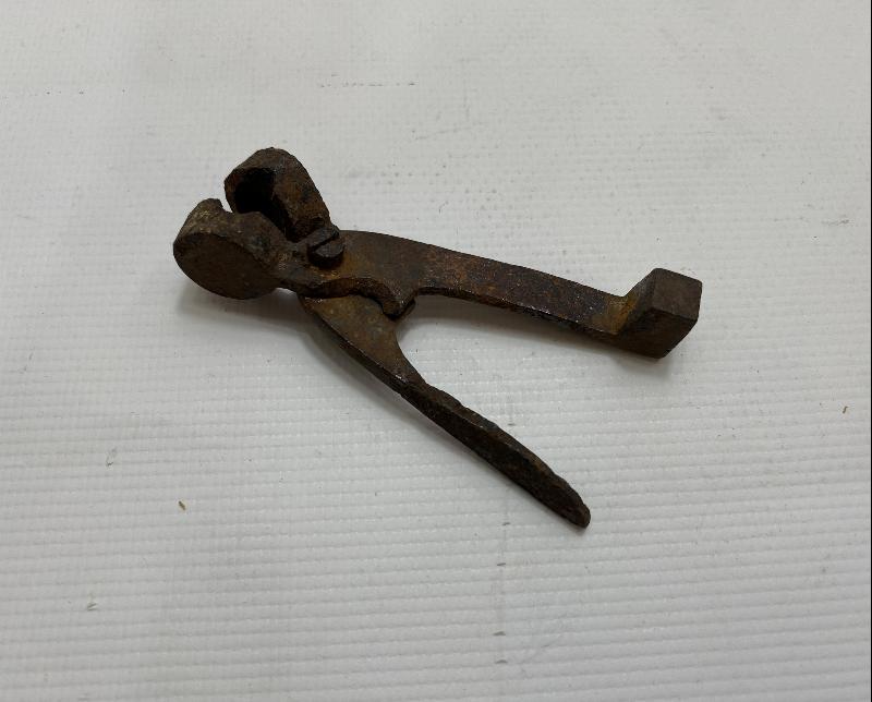 OSMANLI DÖNEMİ NADİR FORMDA KURŞUN KALIBI 