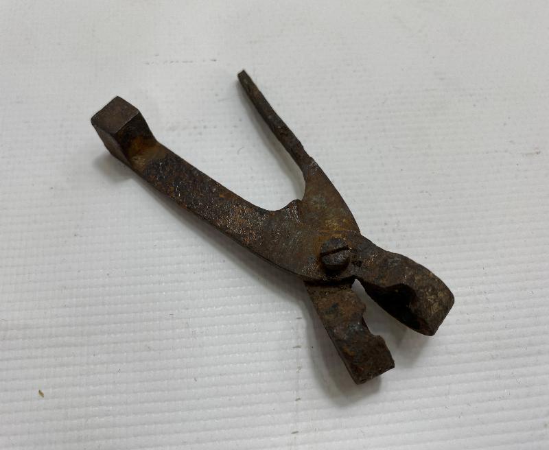 OSMANLI DÖNEMİ NADİR FORMDA KURŞUN KALIBI 